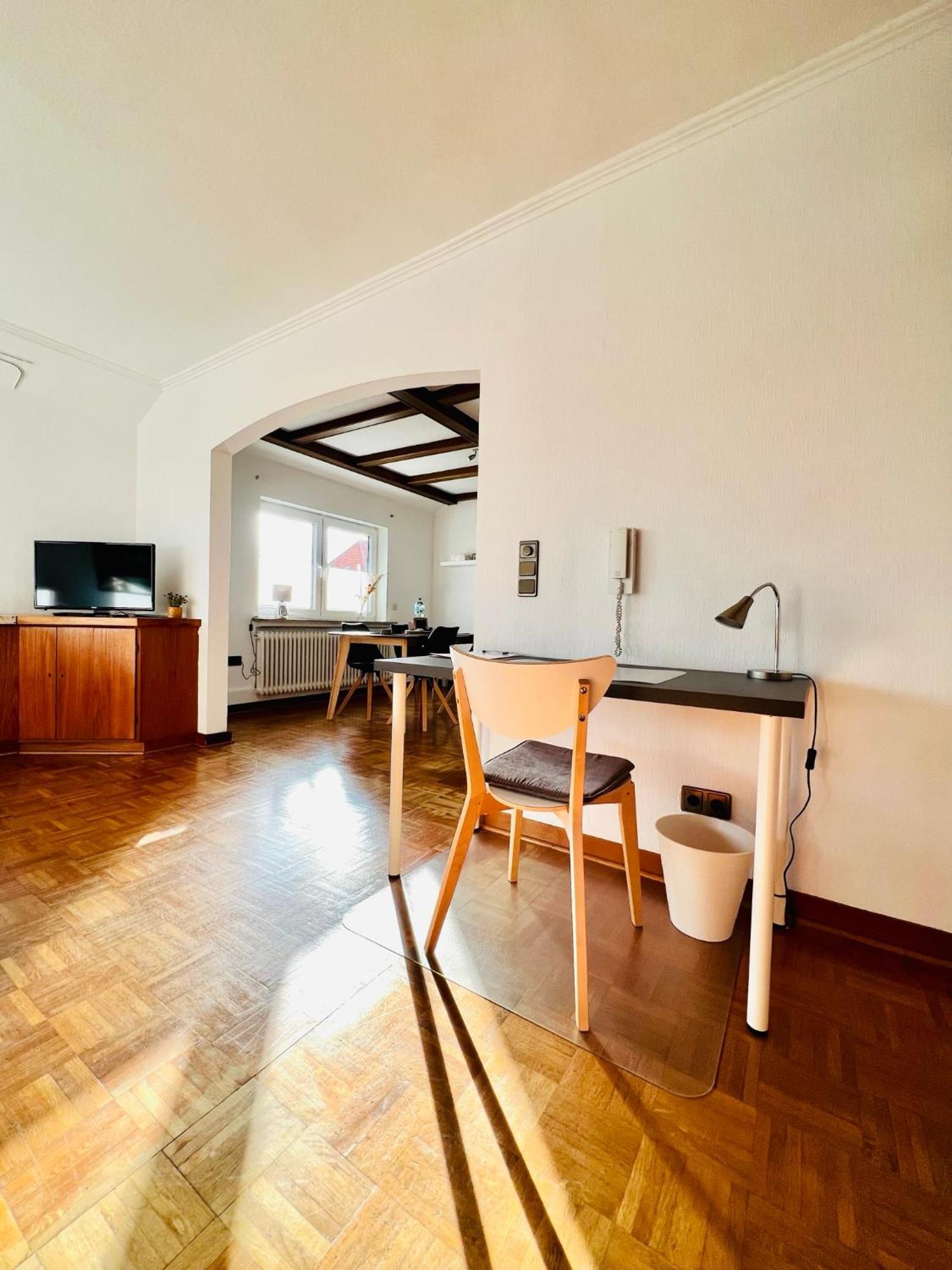 3 Sonnige In Apartment *